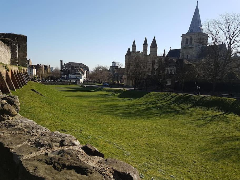 Beautiful Apartment In The Heart Of Rochester Rochester  Luaran gambar