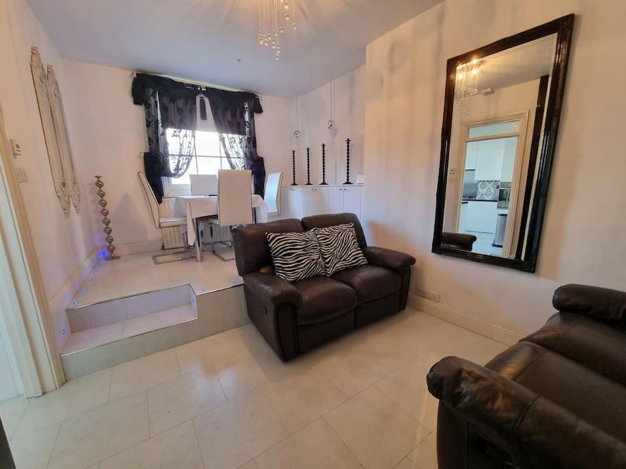 Beautiful Apartment In The Heart Of Rochester Rochester  Luaran gambar