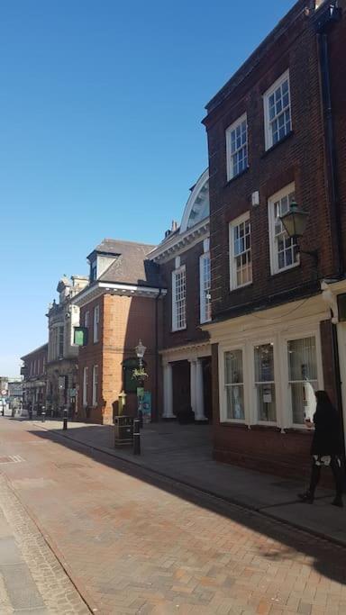 Beautiful Apartment In The Heart Of Rochester Rochester  Luaran gambar