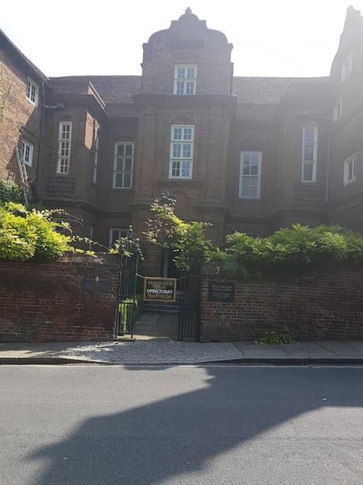 Beautiful Apartment In The Heart Of Rochester Rochester  Luaran gambar